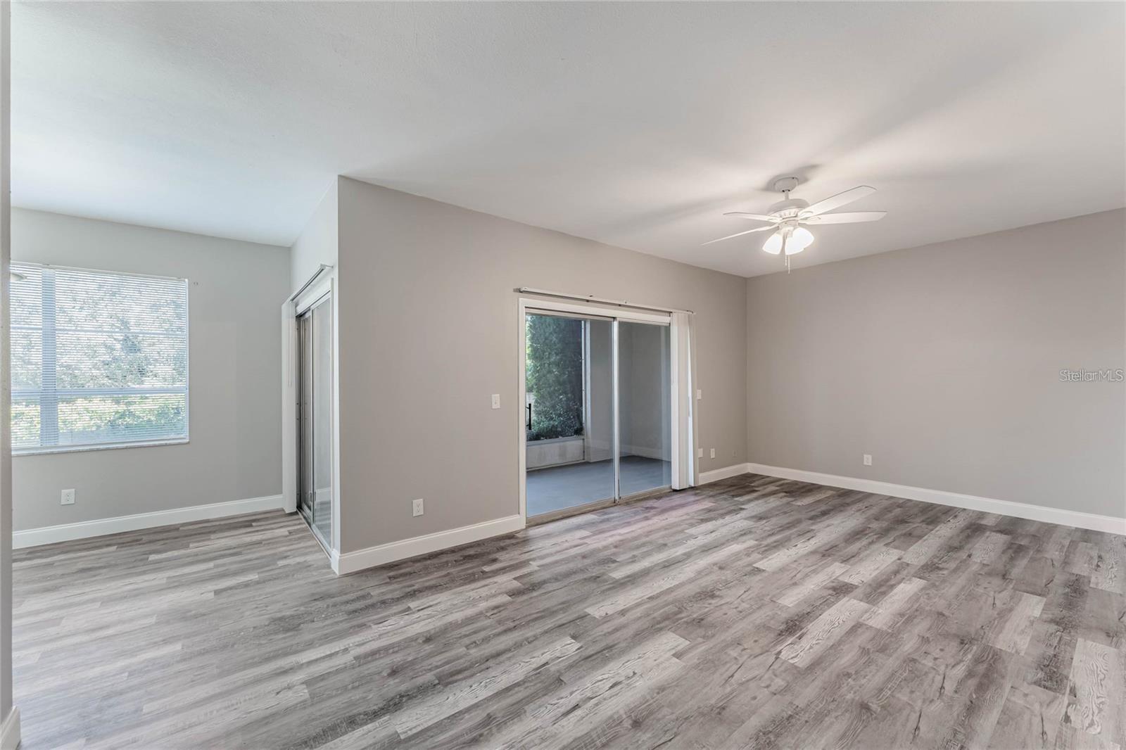 Image 15 of 22 For 220 Desoto Street 4