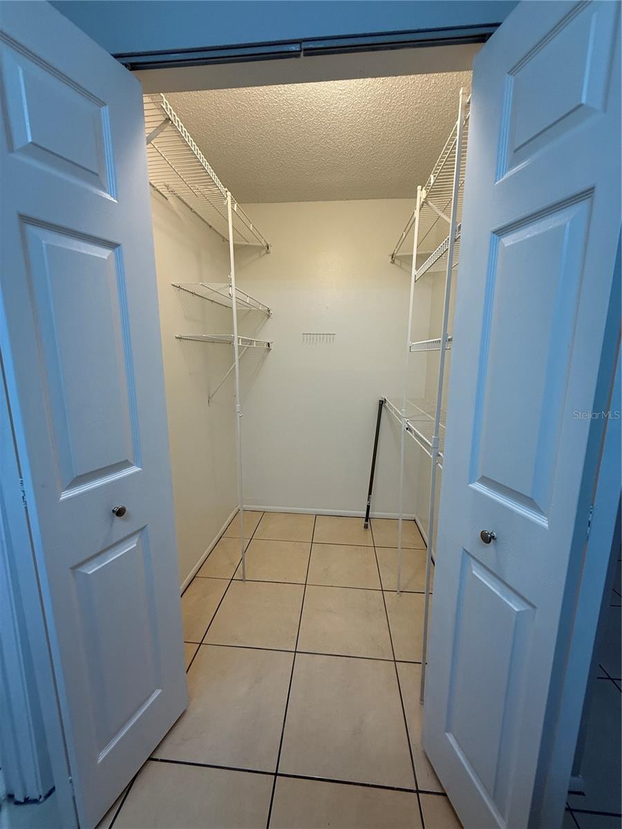 Image 17 of 50 For 4320 Middlebrook Road 2