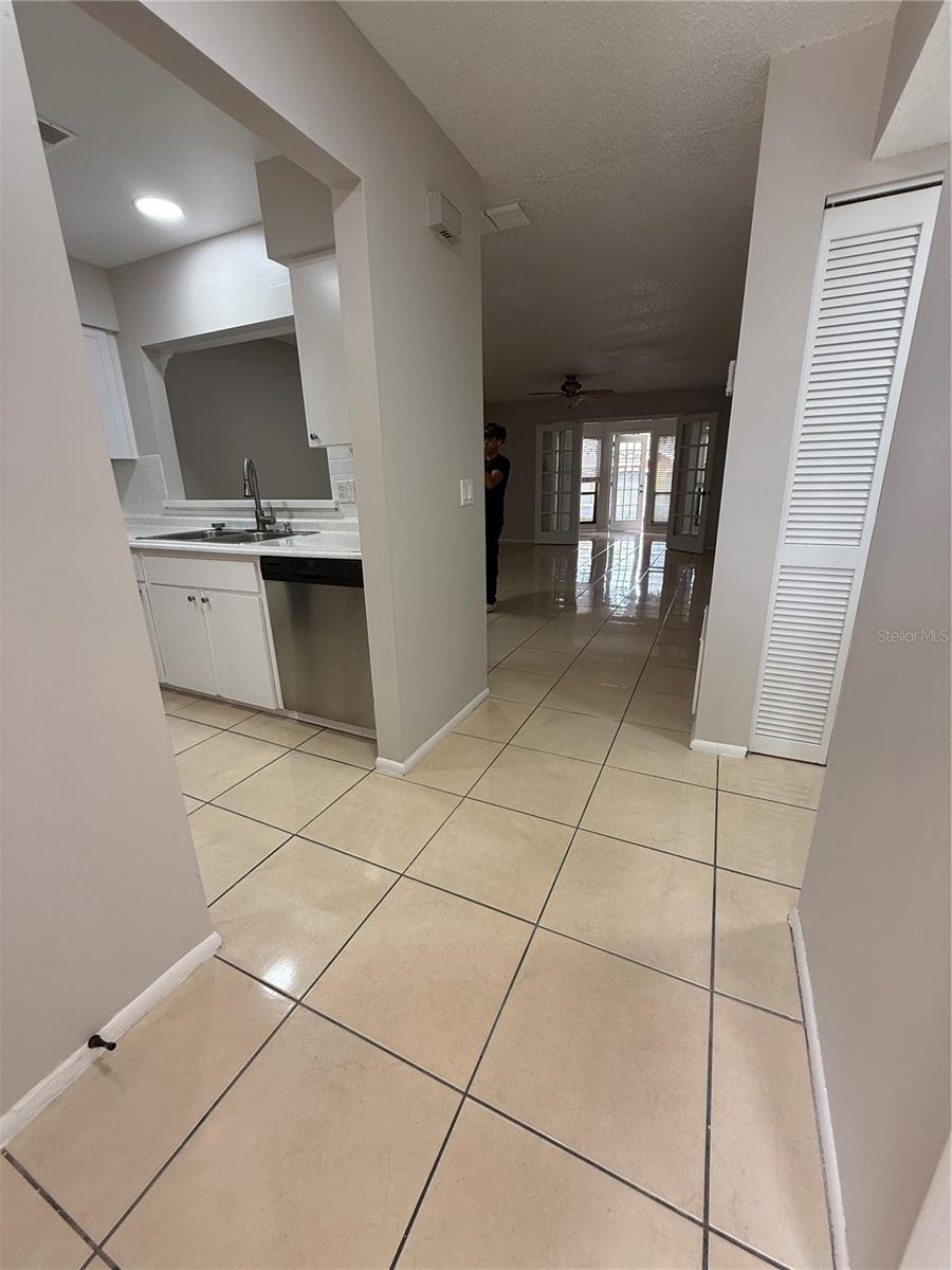 Image 2 of 50 For 4320 Middlebrook Road 2