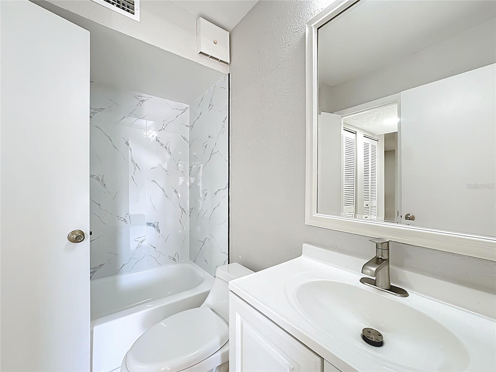 Image 33 of 50 For 4320 Middlebrook Road 2