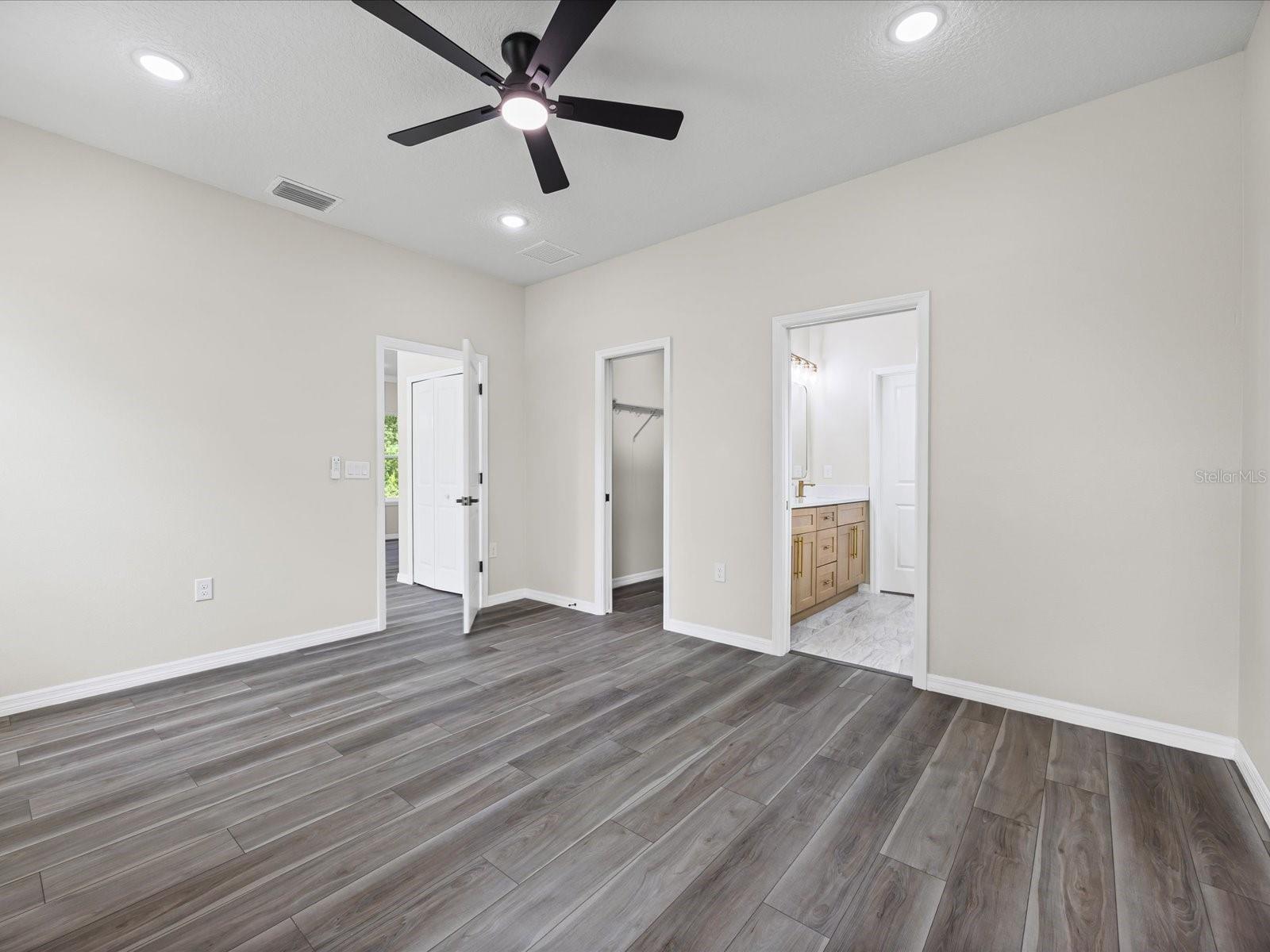 Image 14 of 31 For 2442 Rightway Street