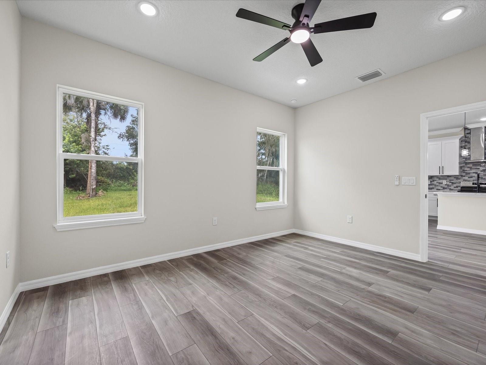 Image 15 of 31 For 2442 Rightway Street