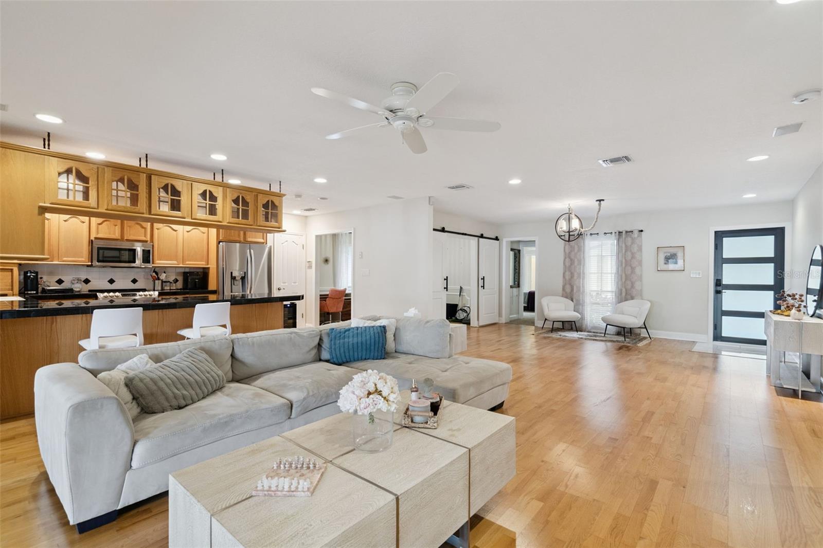 Image 11 of 53 For 5497 Alandale Court