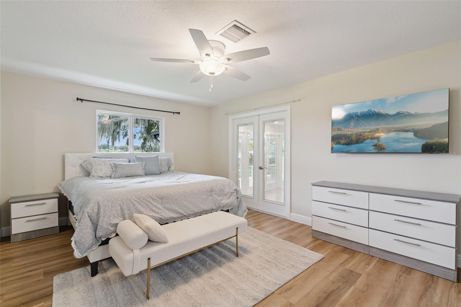 Image 20 of 53 For 5497 Alandale Court
