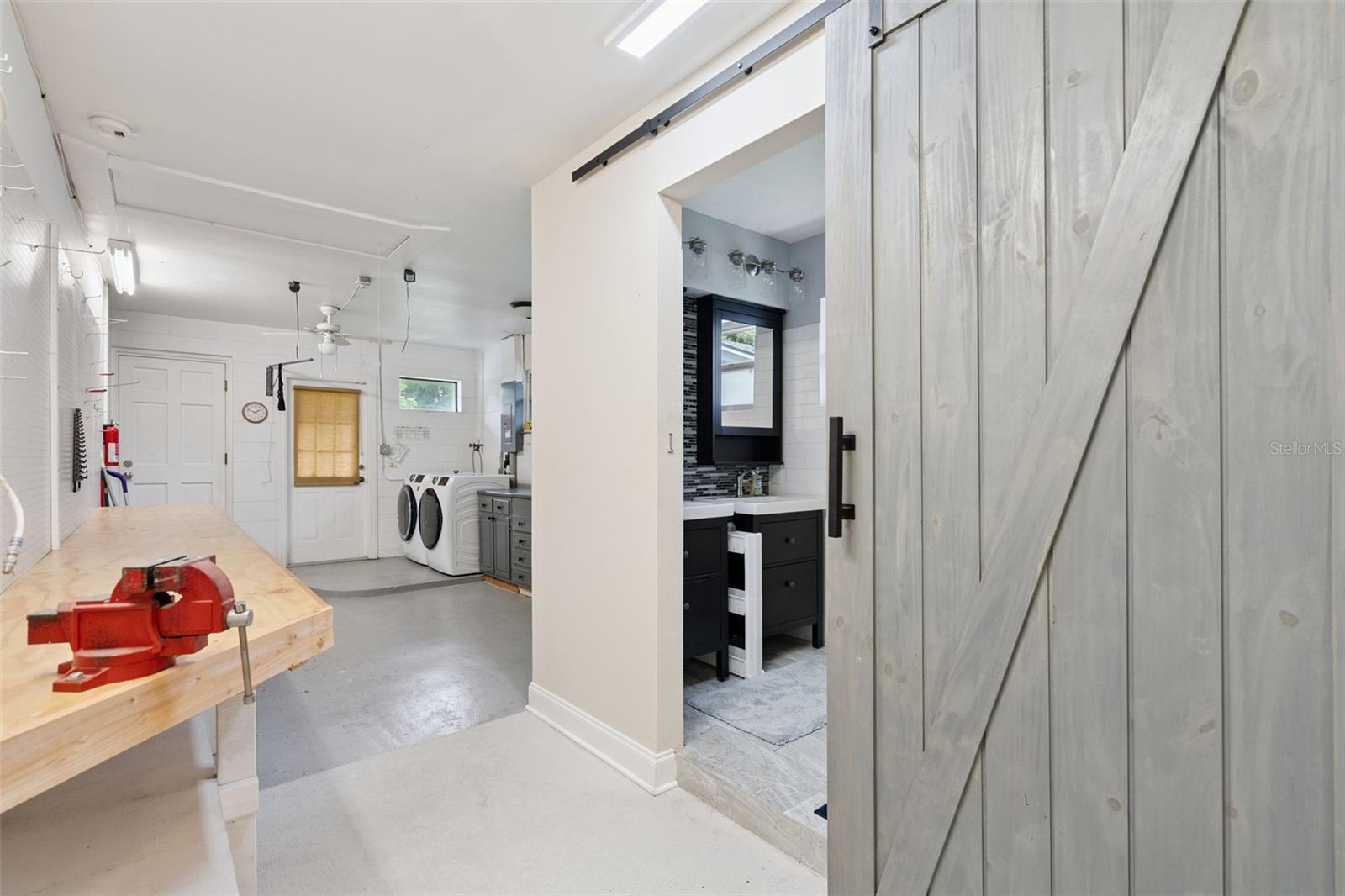 Image 35 of 53 For 5497 Alandale Court