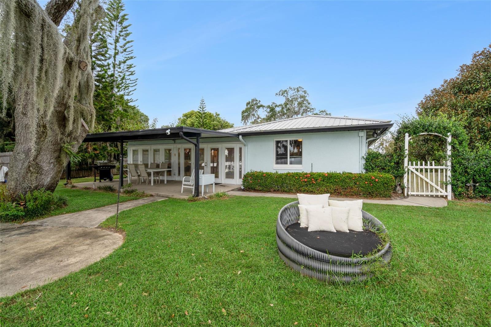 Image 41 of 53 For 5497 Alandale Court