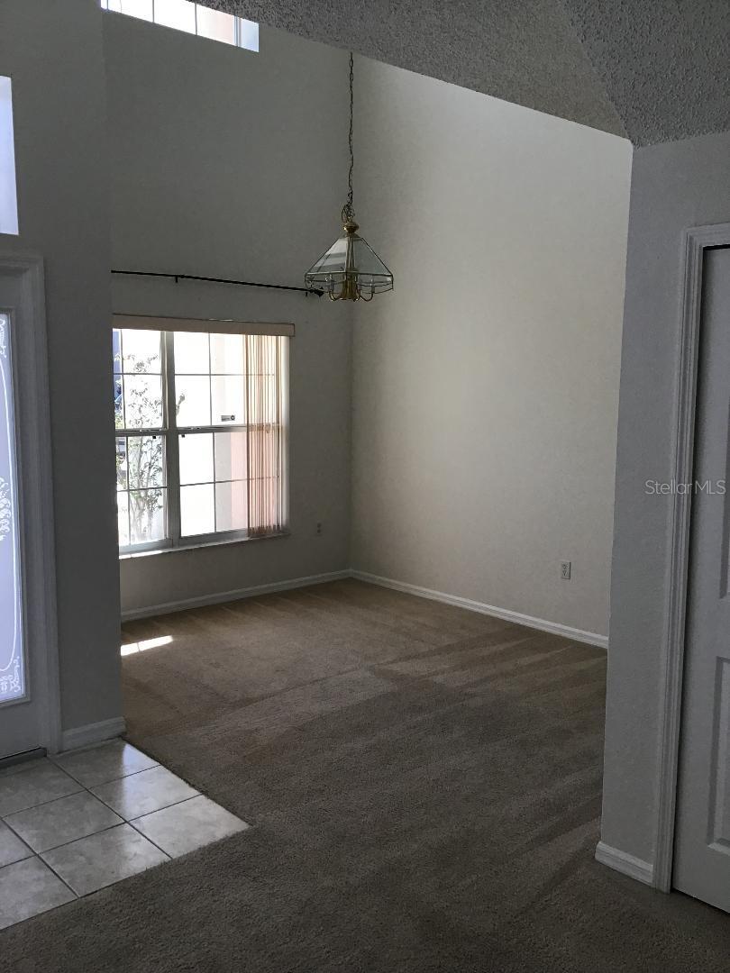 Image 12 of 21 For 407 Big Sioux Court