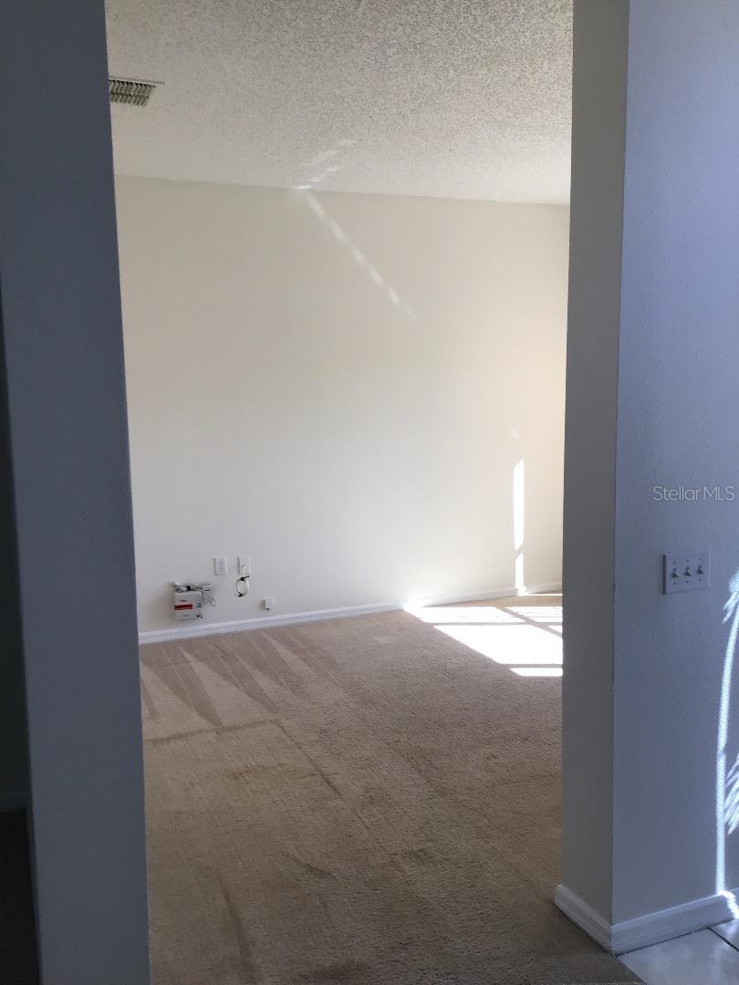 Image 15 of 21 For 407 Big Sioux Court