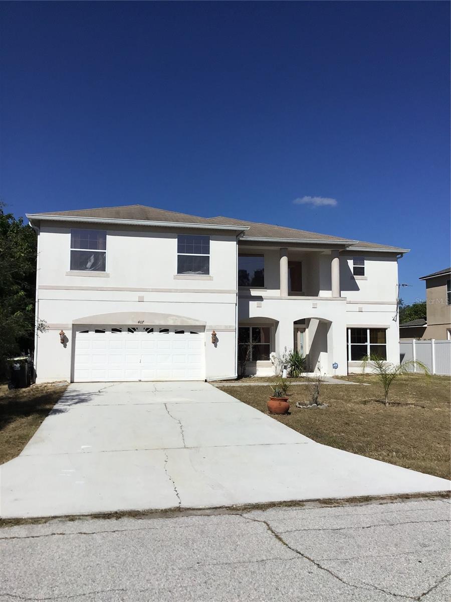 Image 2 of 21 For 407 Big Sioux Court