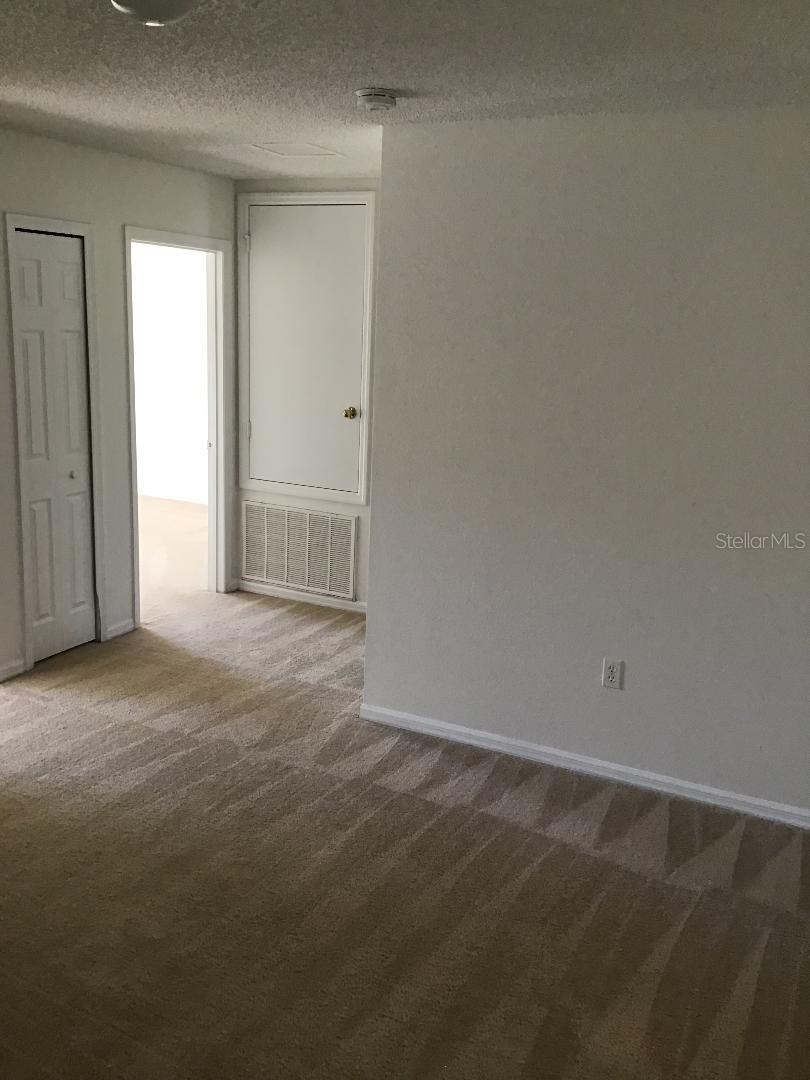 Image 21 of 21 For 407 Big Sioux Court