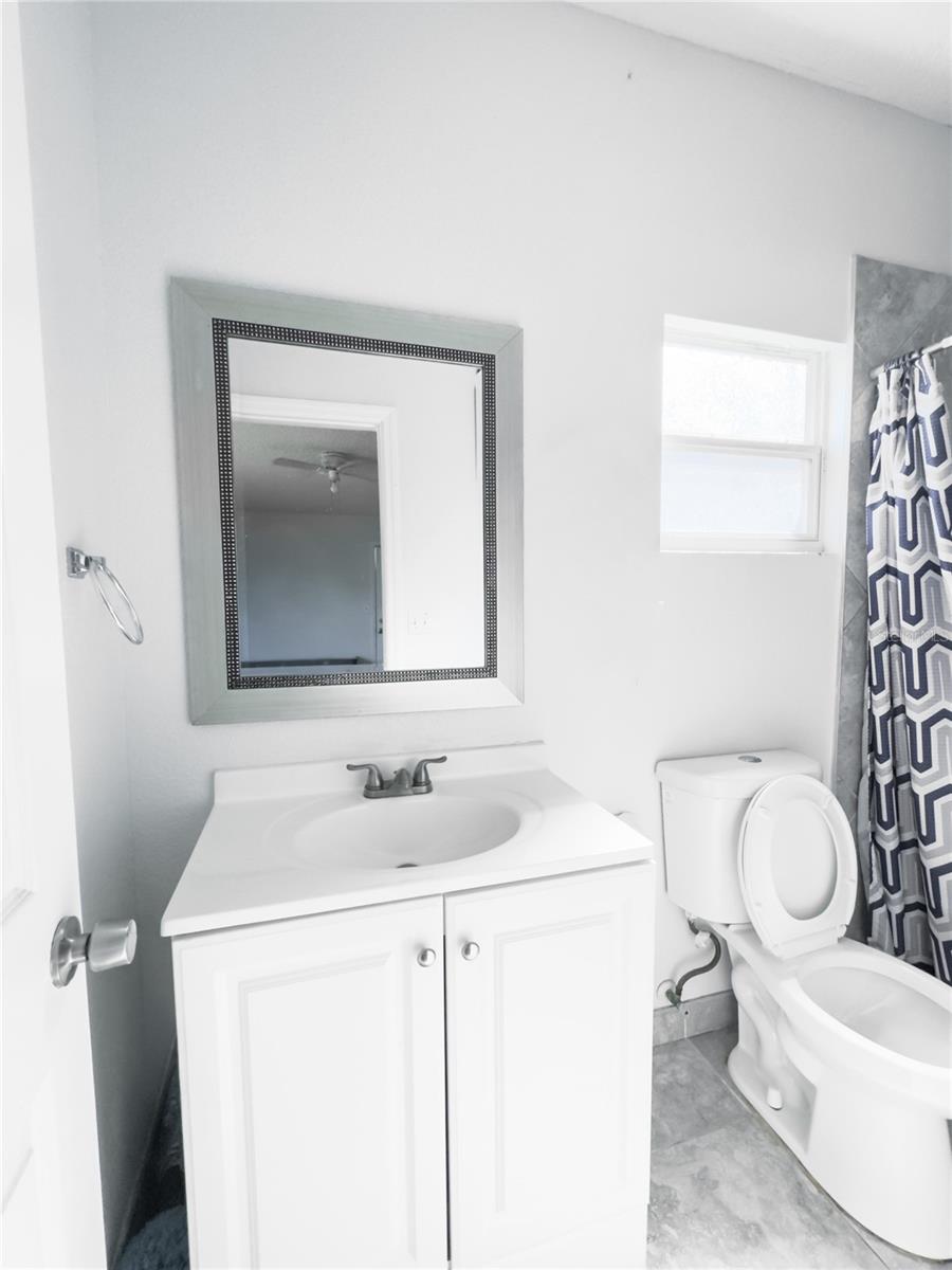 Image 32 of 42 For 901 Solandra Drive