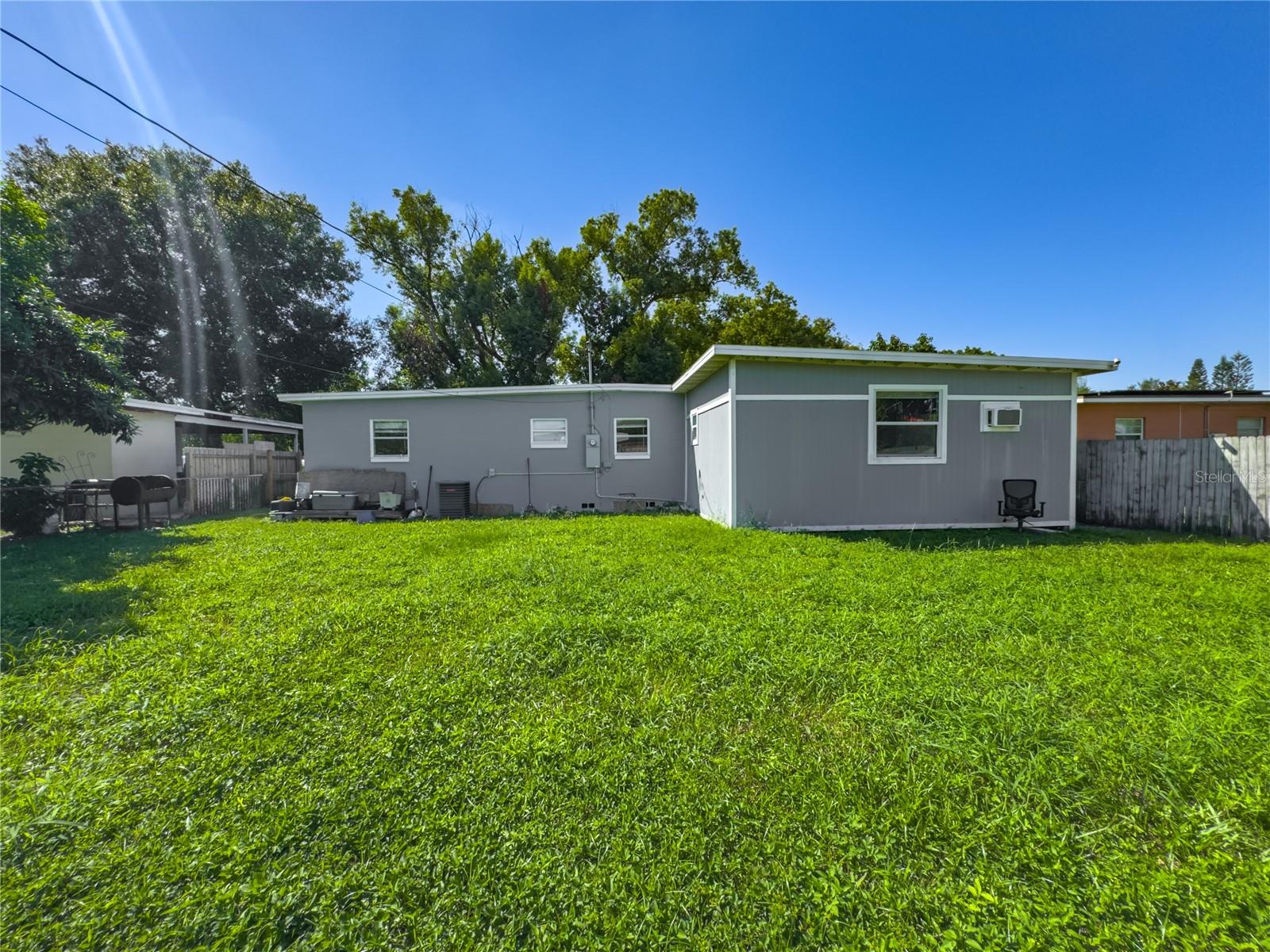 Image 38 of 42 For 901 Solandra Drive