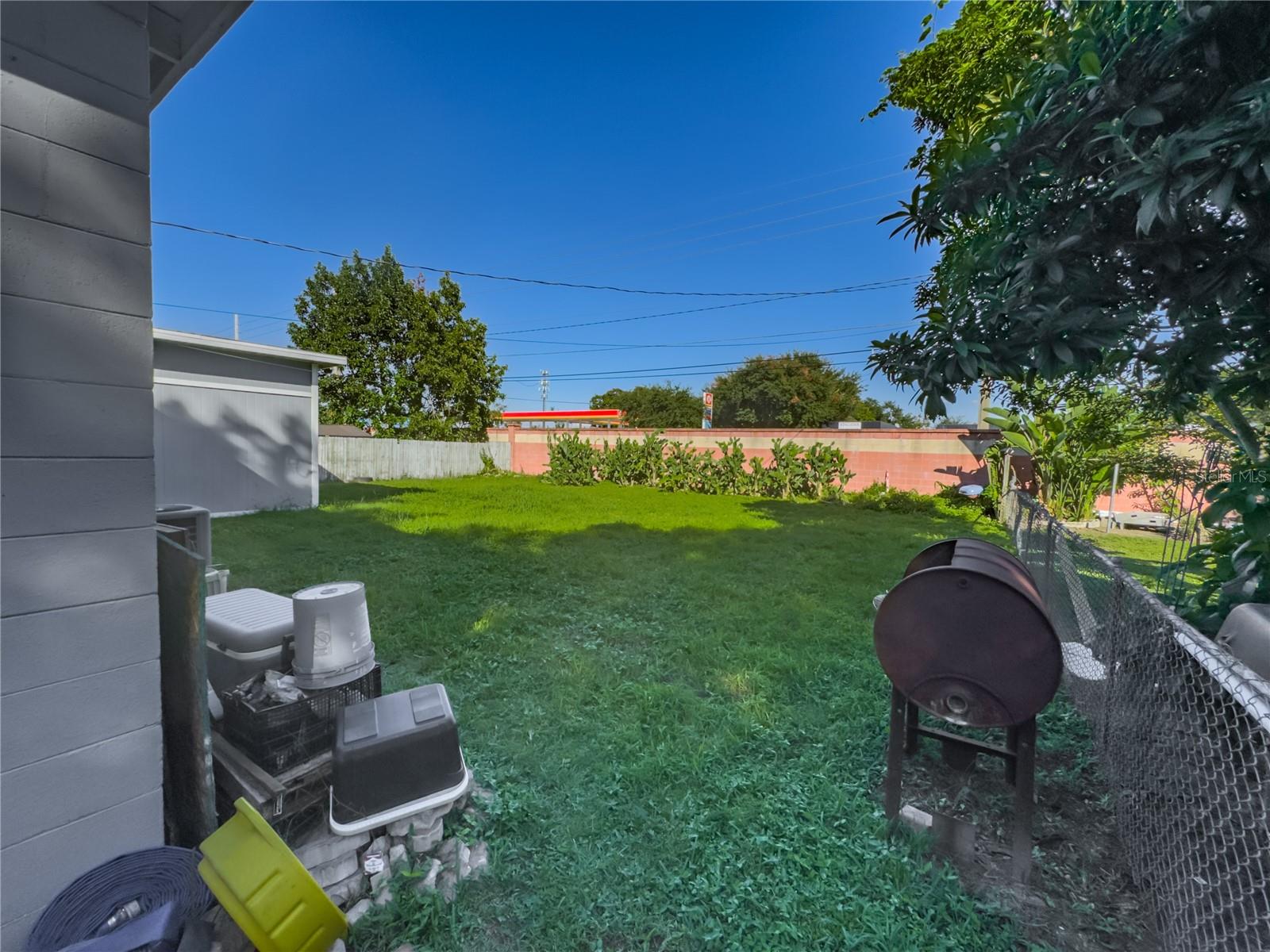 Image 39 of 42 For 901 Solandra Drive