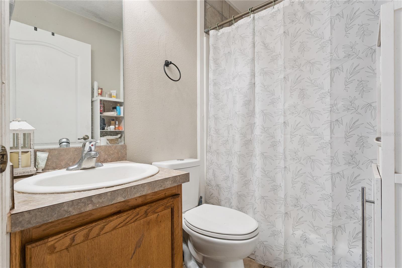 Image 10 of 20 For 1074 Park Central Circle