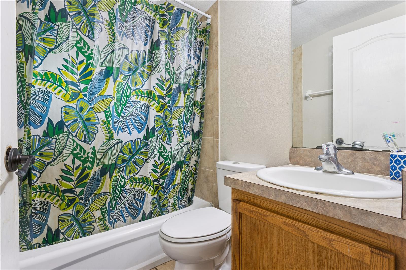 Image 14 of 20 For 1074 Park Central Circle