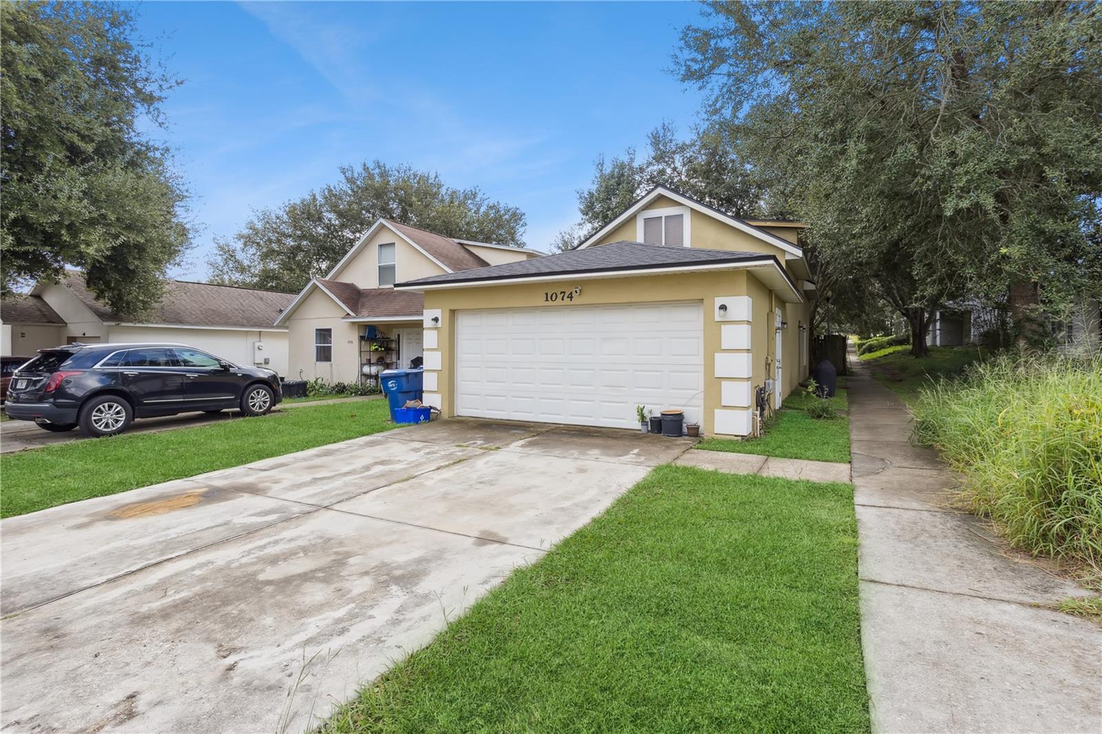 Image 2 of 20 For 1074 Park Central Circle