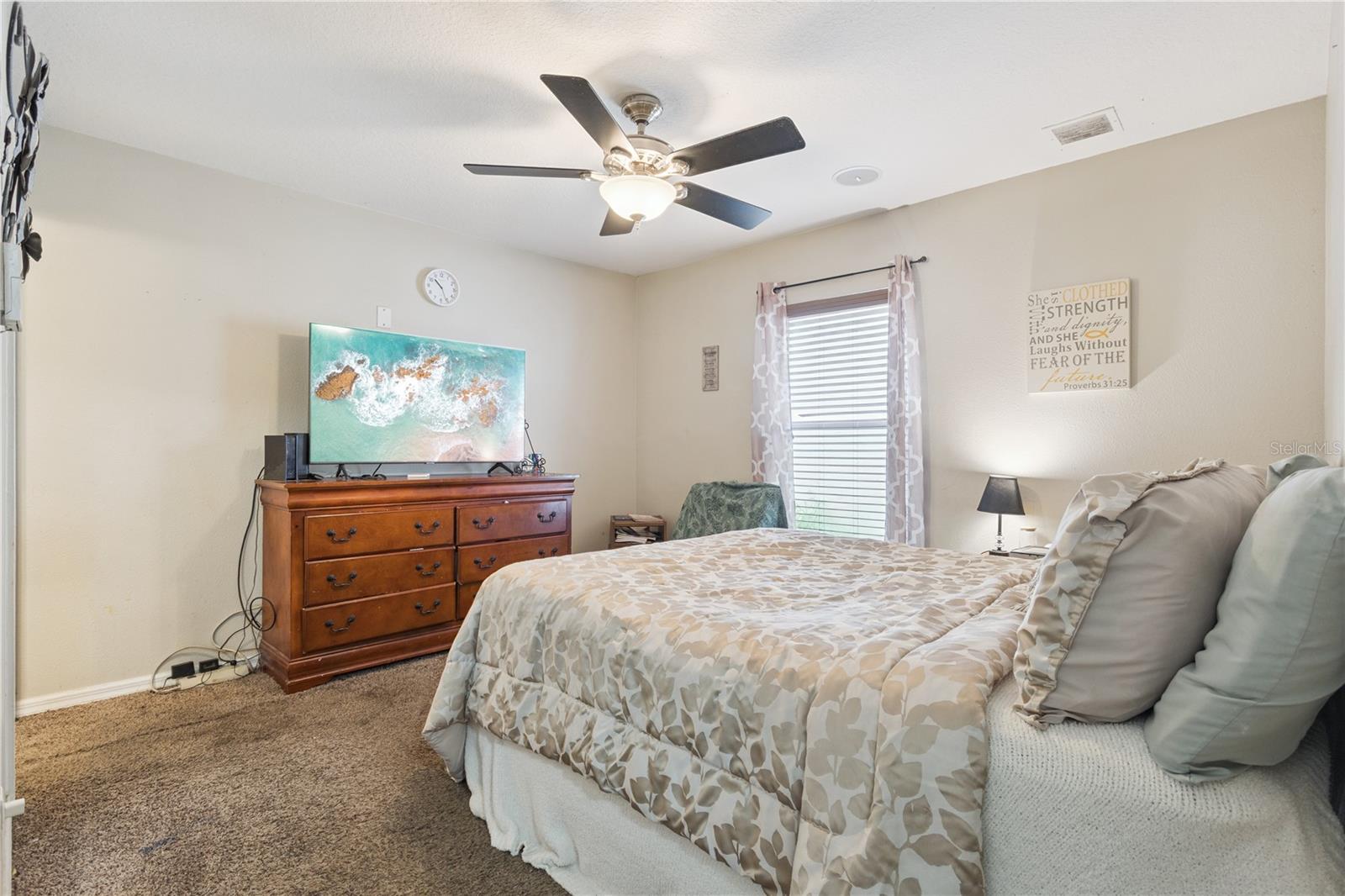 Image 9 of 20 For 1074 Park Central Circle