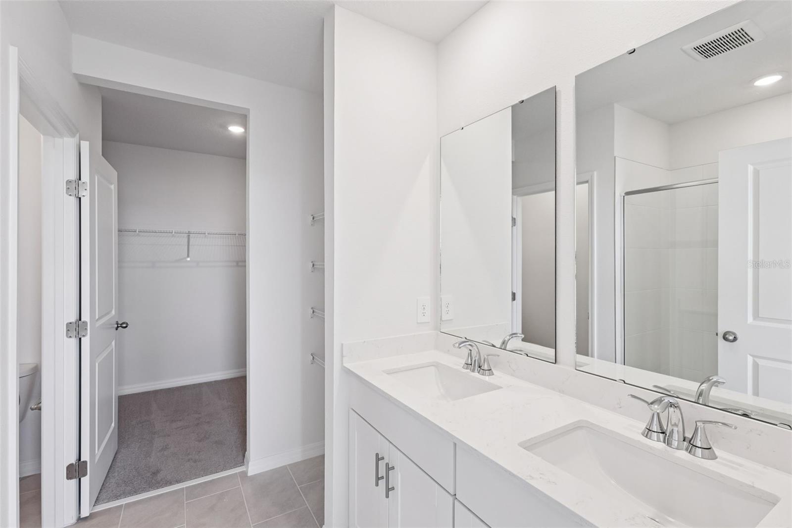 Image 13 of 28 For 5506 Clove Row