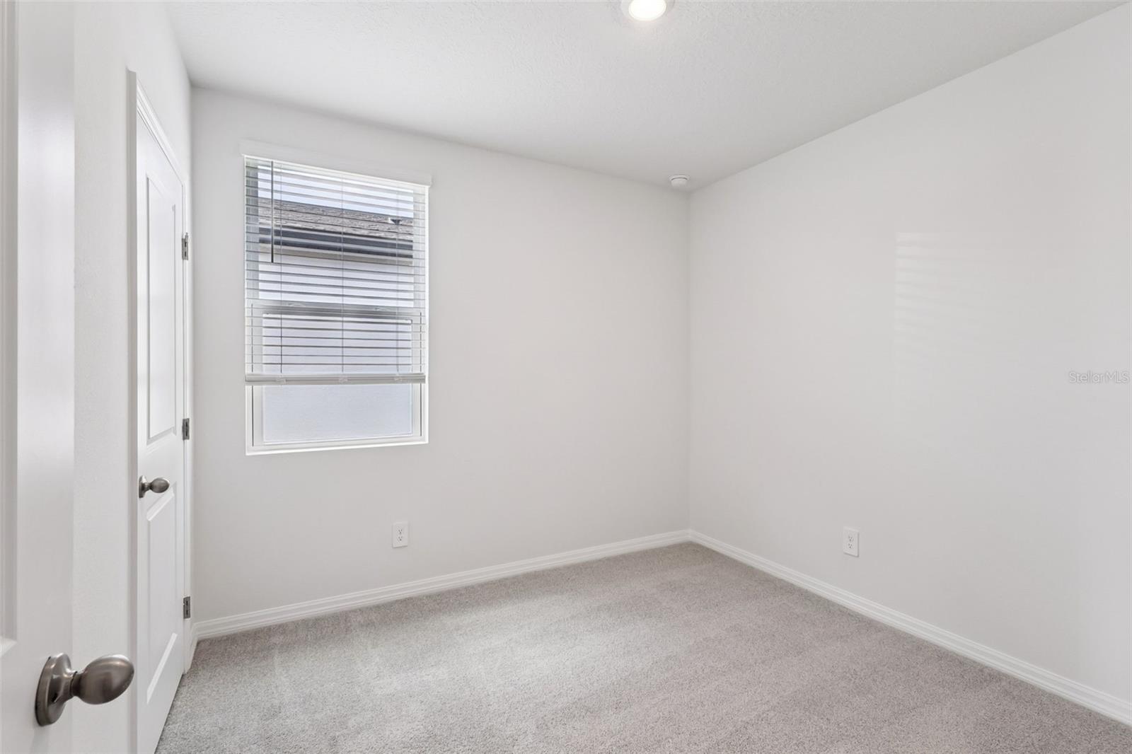 Image 19 of 28 For 5506 Clove Row
