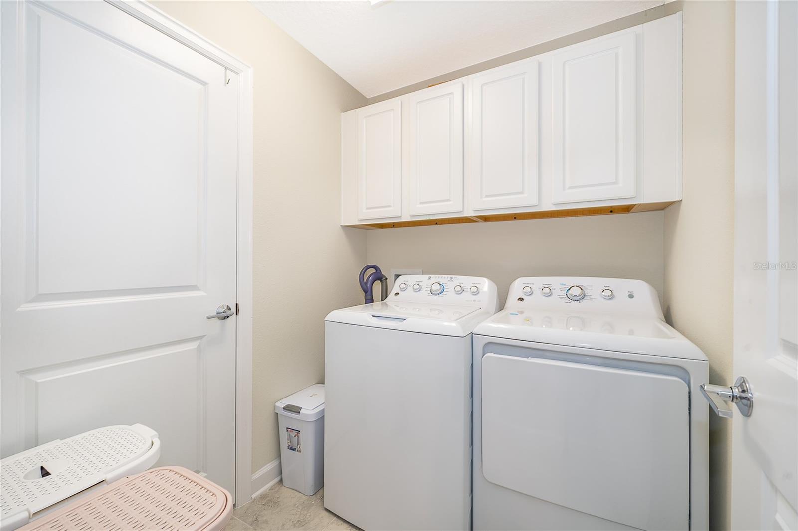 Image 24 of 30 For 16105 Water Spring Boulevard