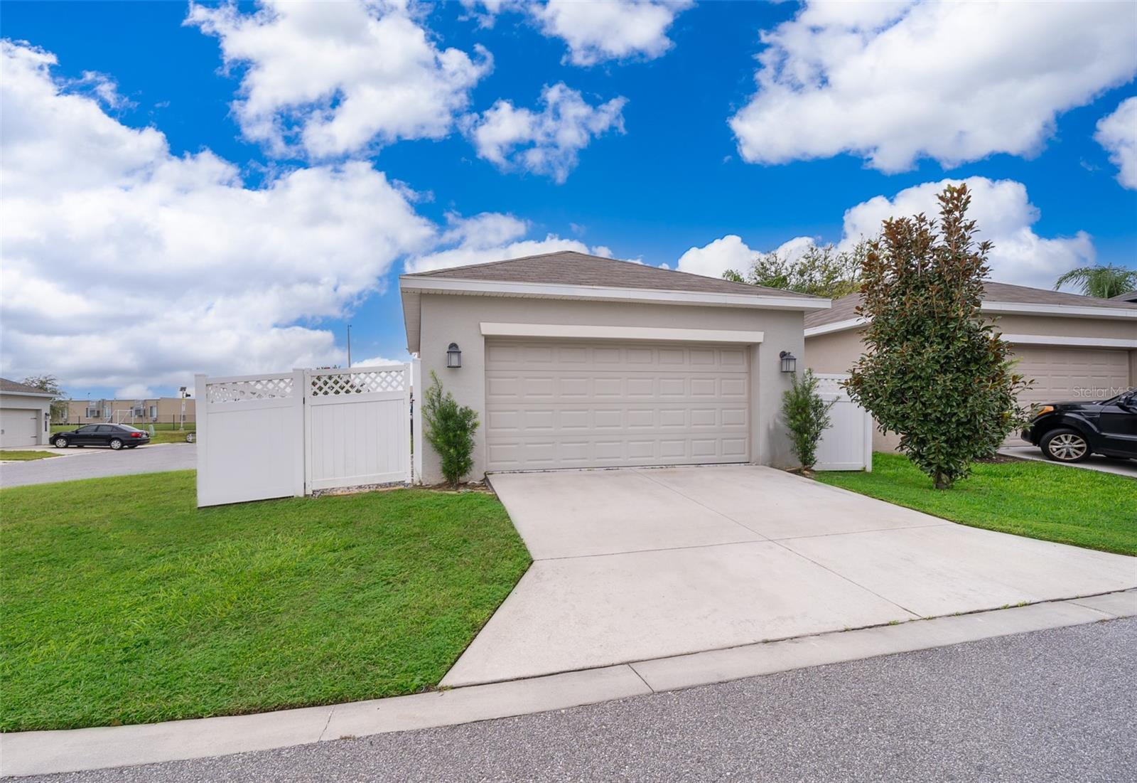 Image 27 of 30 For 16105 Water Spring Boulevard