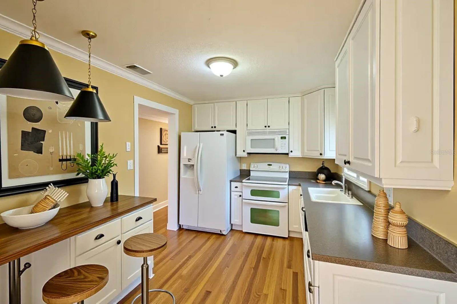 Image 12 of 31 For 363 Croton Drive