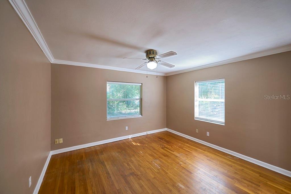 Image 15 of 31 For 363 Croton Drive