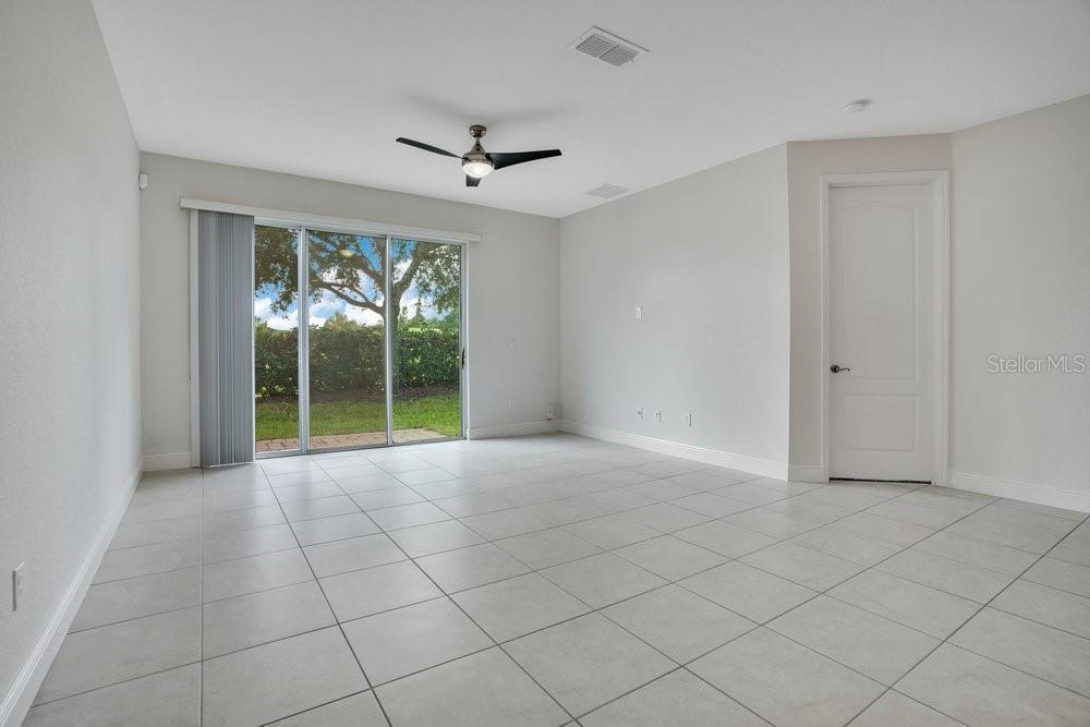 Image 34 of 40 For 10731 Belfry Circle