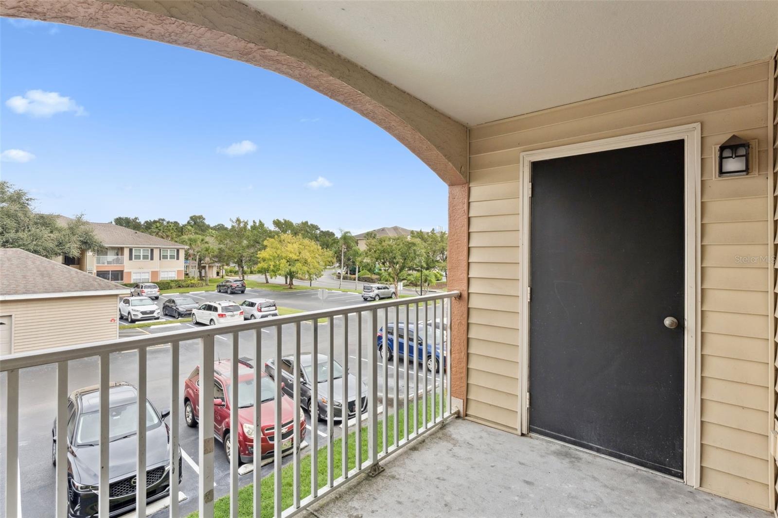 Image 14 of 17 For 1939 Summer Club Drive 201