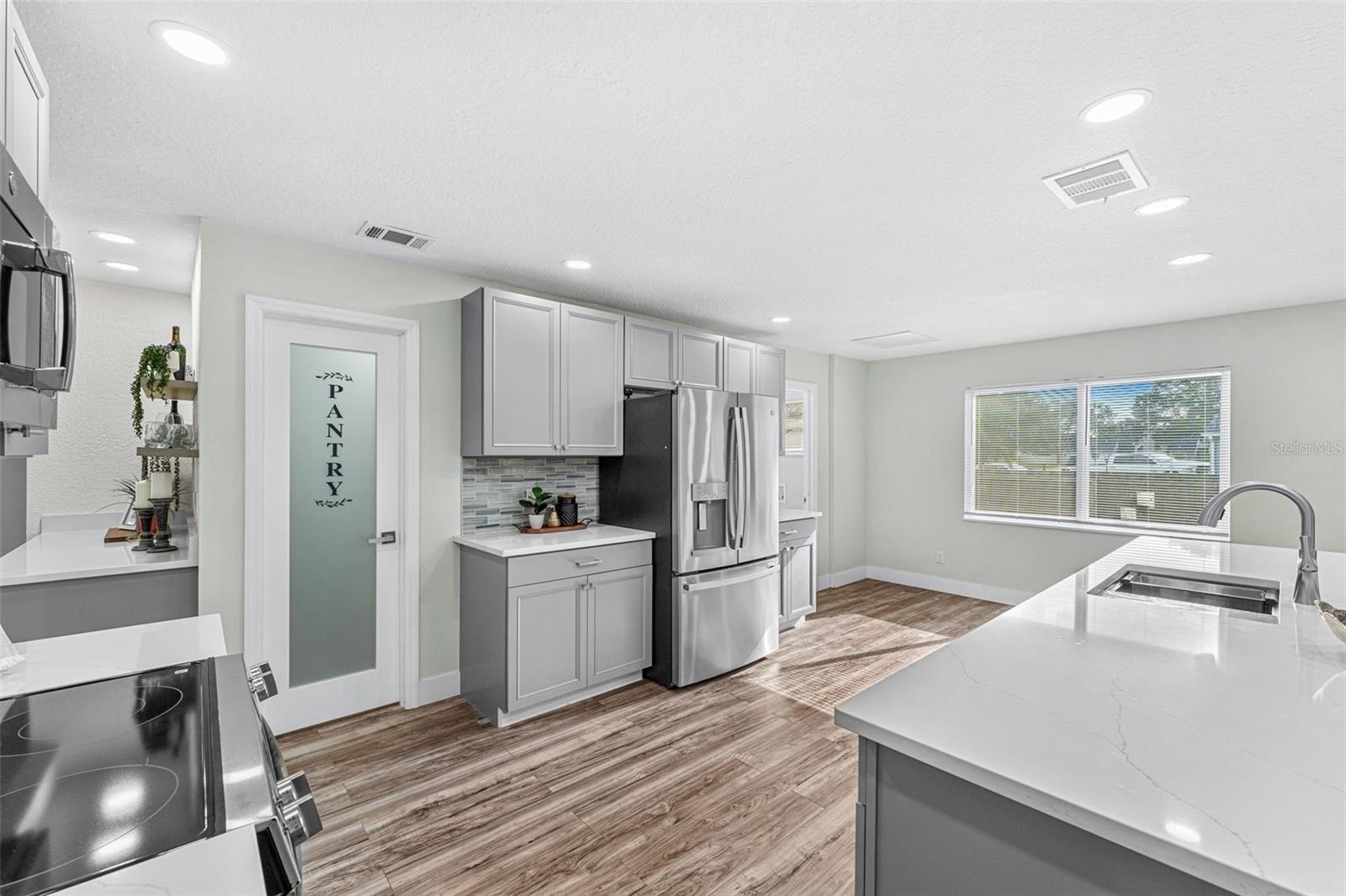 Image 18 of 68 For 1285 Coventry Circle