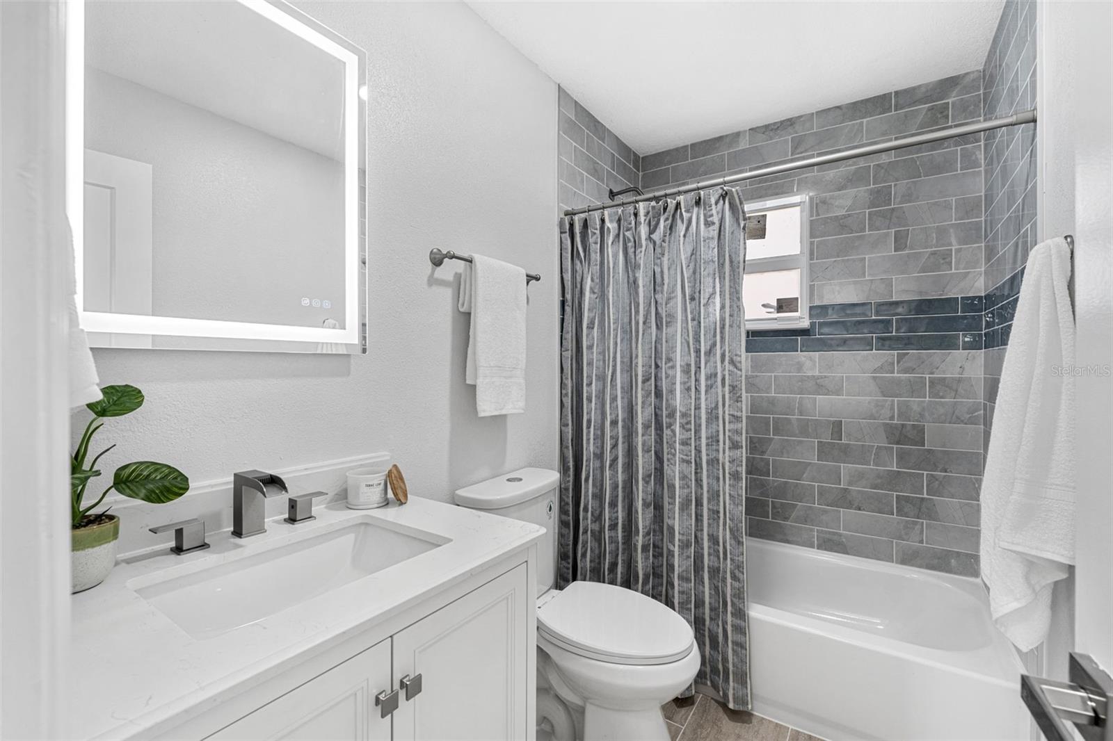 Image 41 of 68 For 1285 Coventry Circle