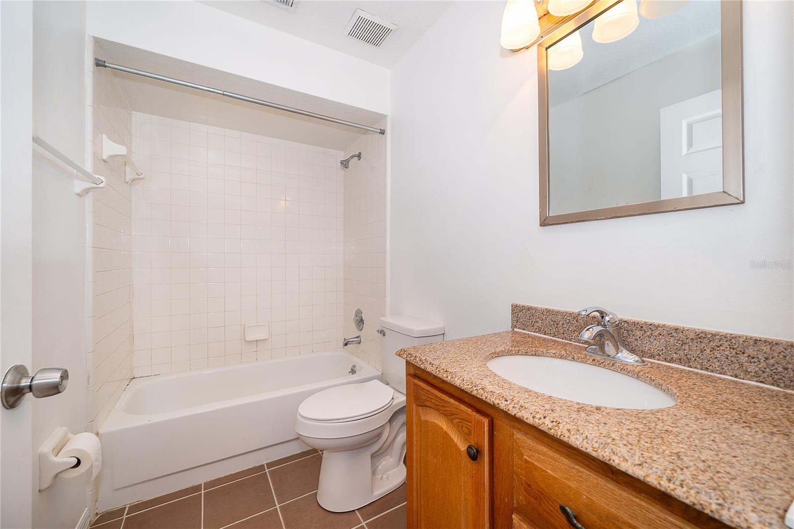 Image 14 of 27 For 5433 Bracken Court