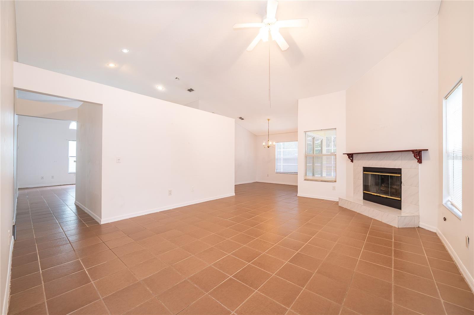 Image 5 of 27 For 5433 Bracken Court