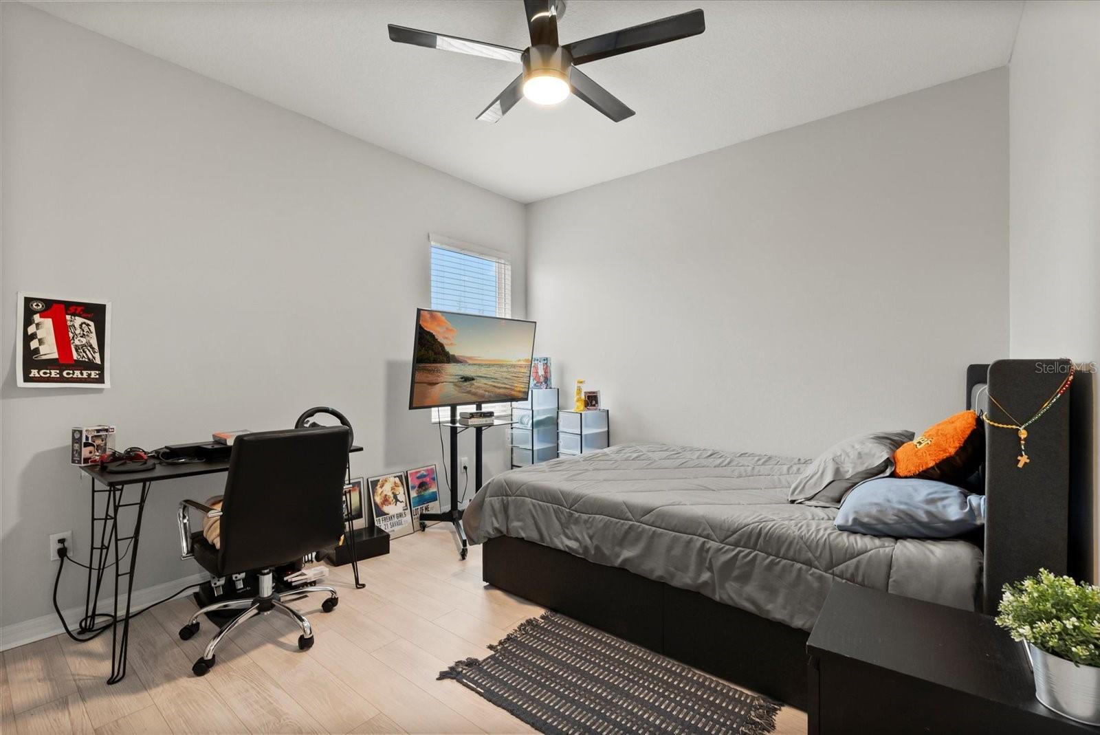 Image 16 of 38 For 5275 Pine Lily Circle