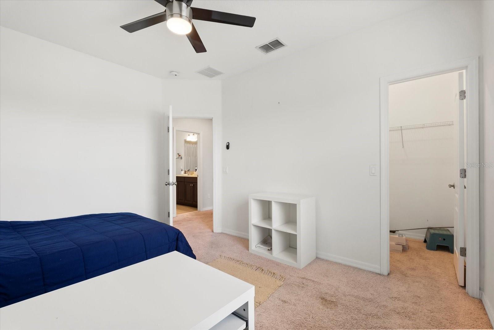 Image 19 of 38 For 5275 Pine Lily Circle