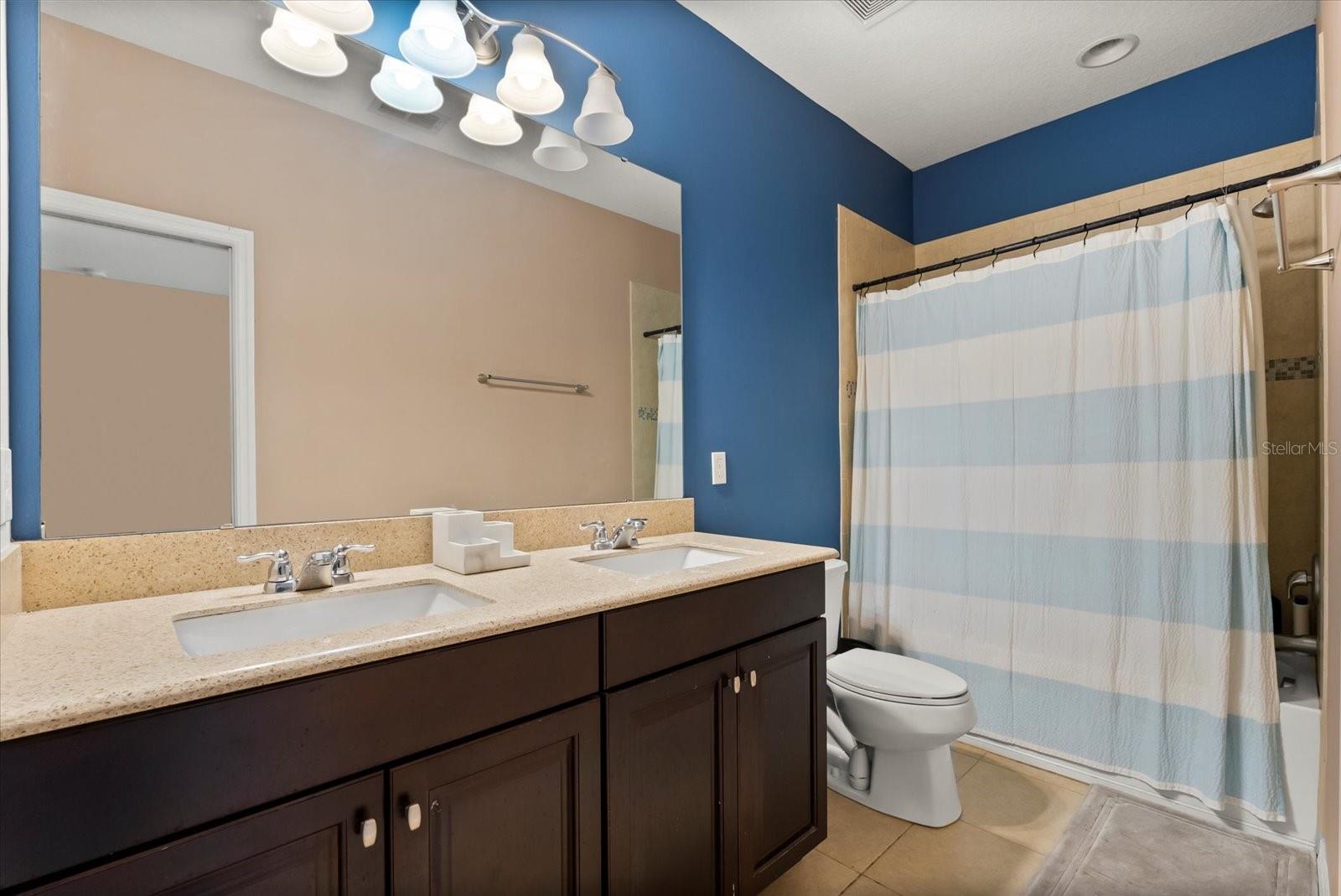 Image 25 of 38 For 5275 Pine Lily Circle