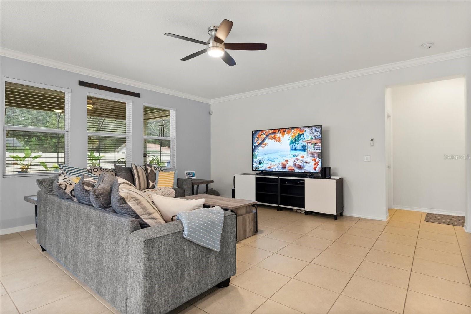 Image 8 of 38 For 5275 Pine Lily Circle