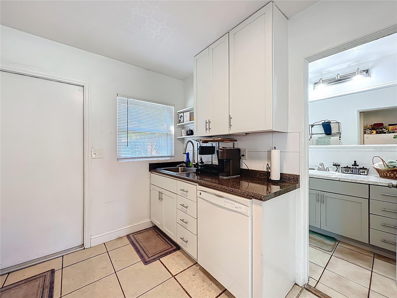 Image 27 of 40 For 742 Church Avenue 744