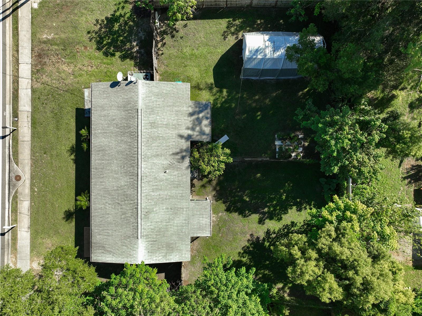 Image 38 of 40 For 742 Church Avenue 744