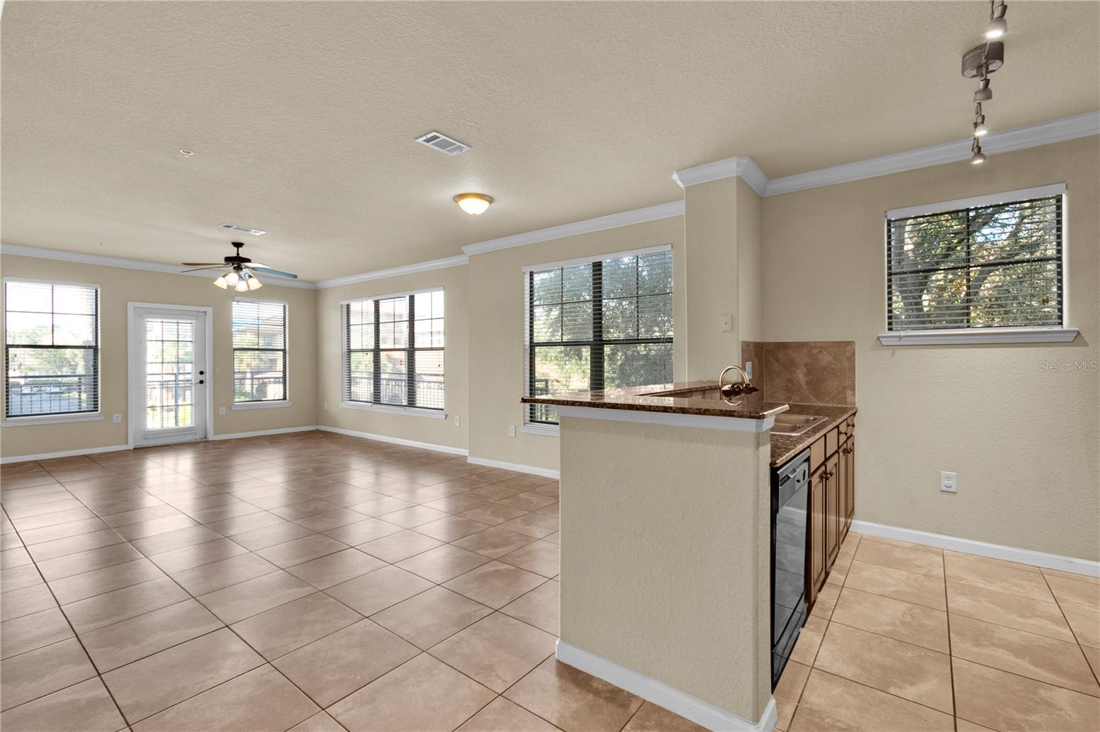 Image 3 of 27 For 903 Charo Parkway 823