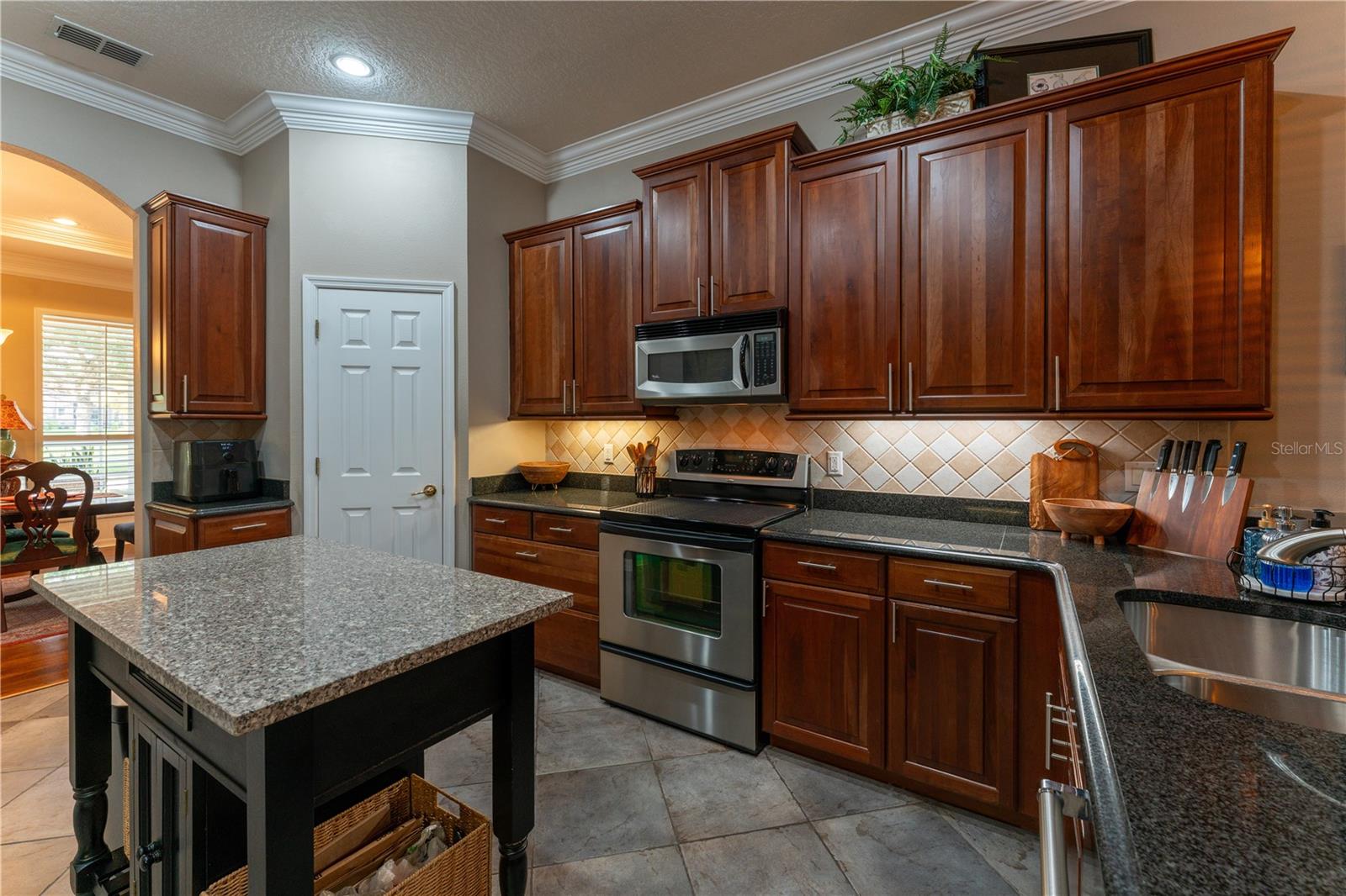 Image 13 of 56 For 13224 Swansea Avenue