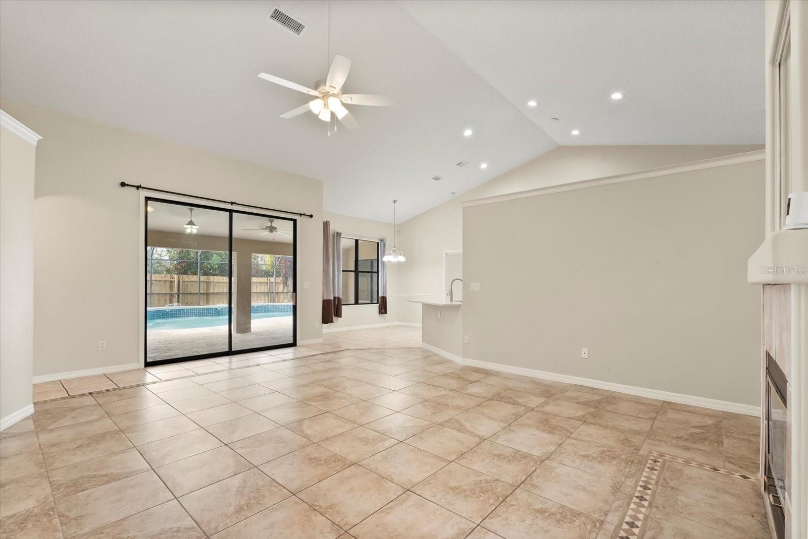 Image 5 of 36 For 1500 Brayton Circle