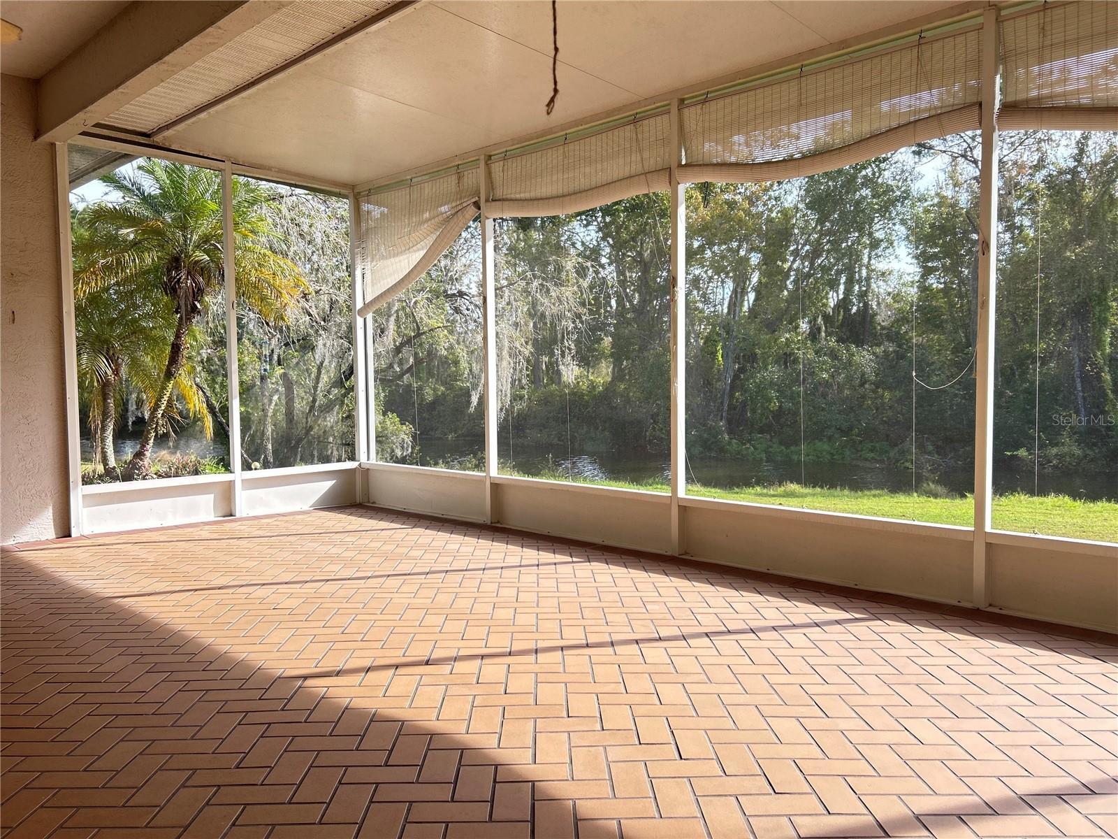 Image 36 of 50 For 13568 Dornoch Drive