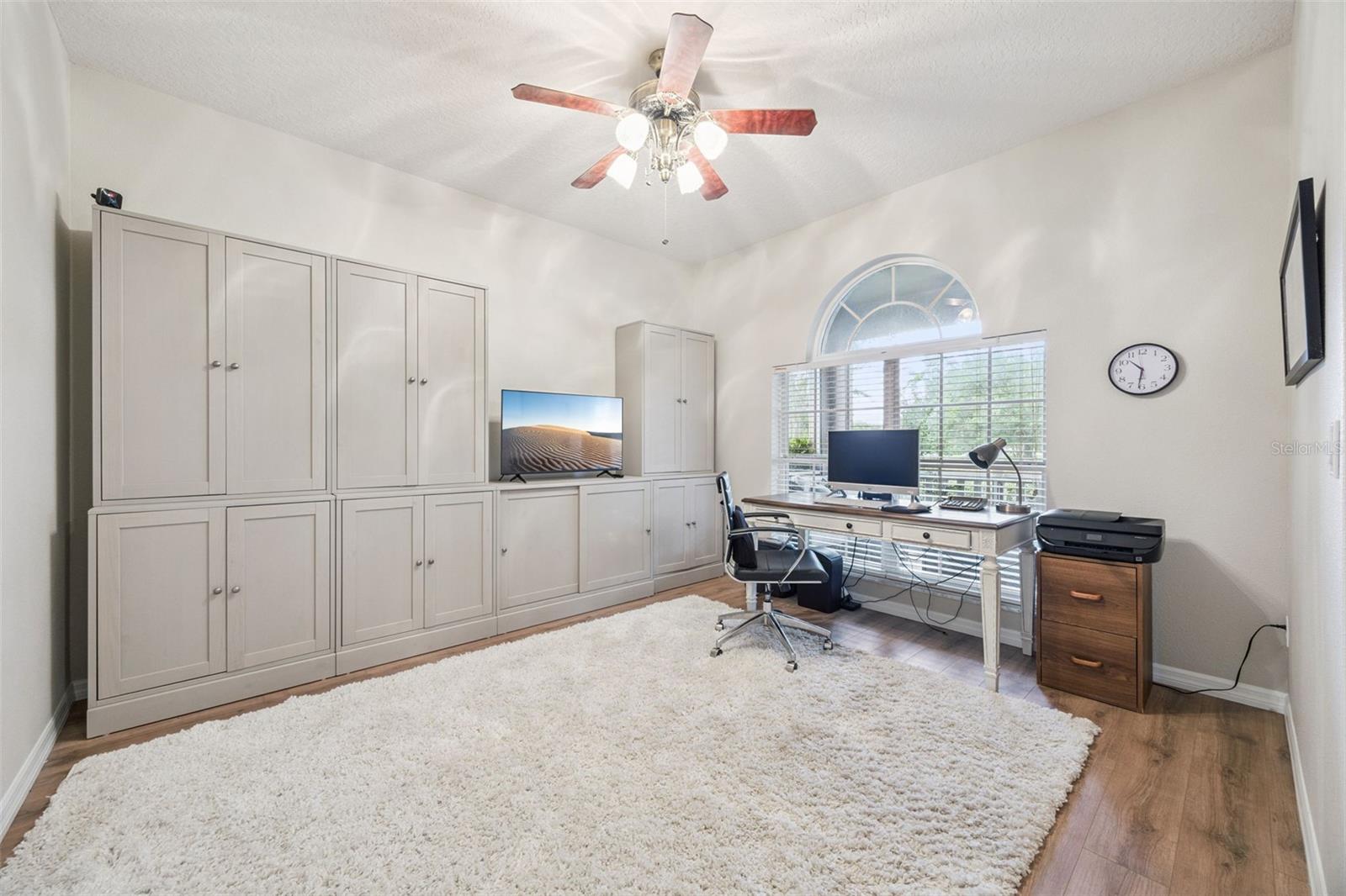 Image 11 of 95 For 2289 Twickingham Court