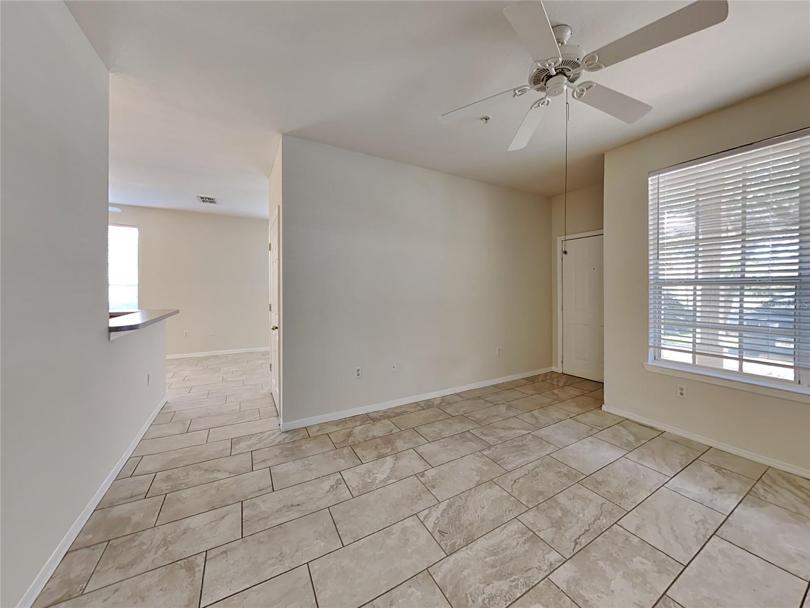 Image 12 of 13 For 832 Grand Regency Point 102