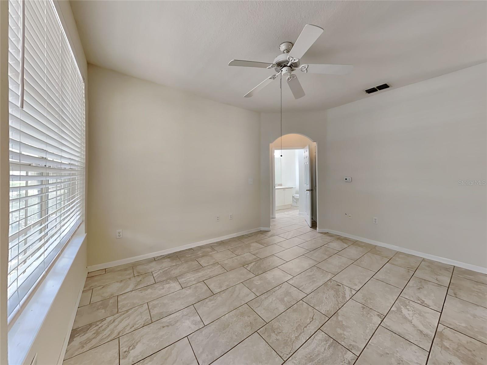 Image 13 of 13 For 832 Grand Regency Point 102
