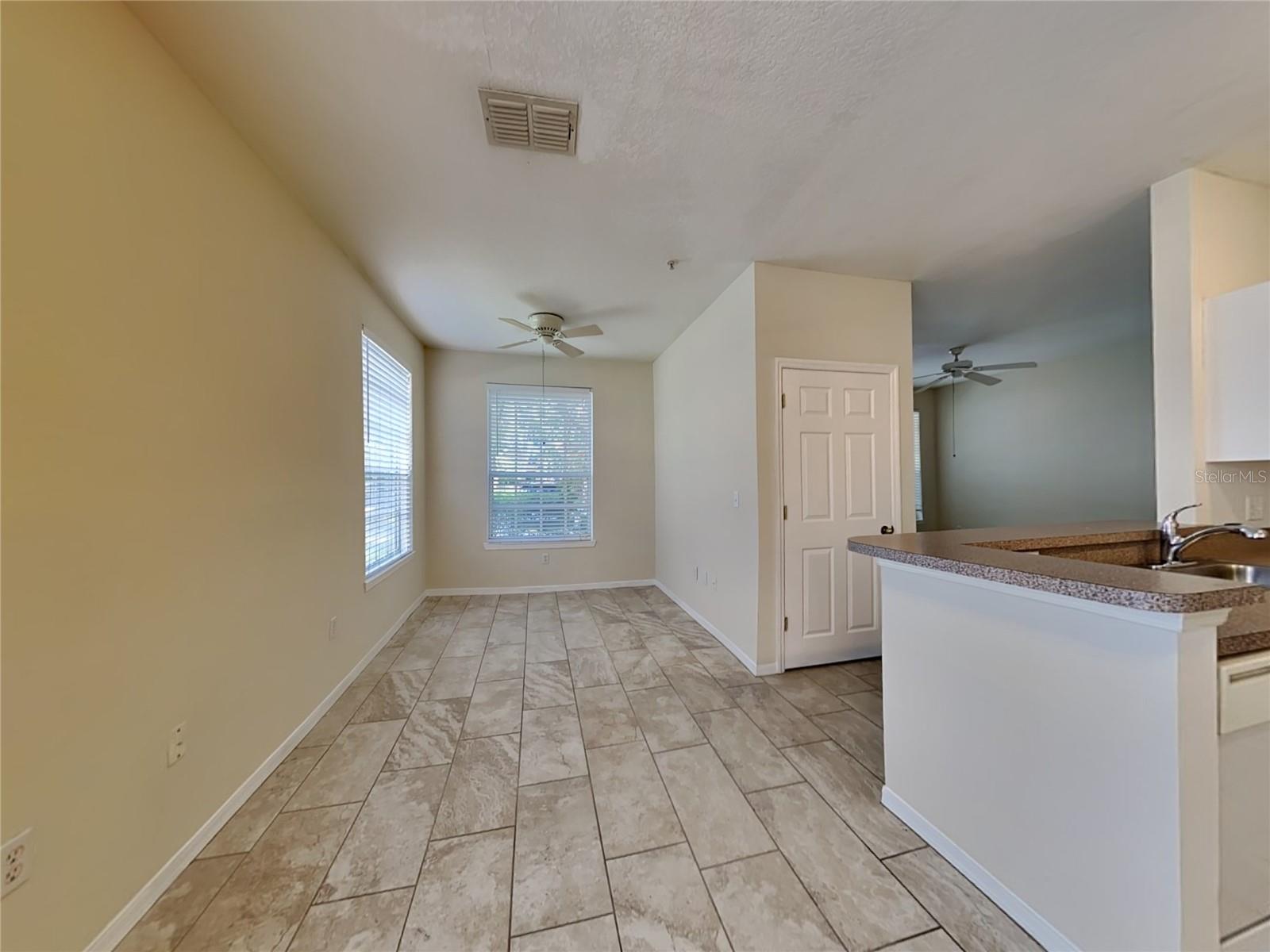 Image 3 of 13 For 832 Grand Regency Point 102