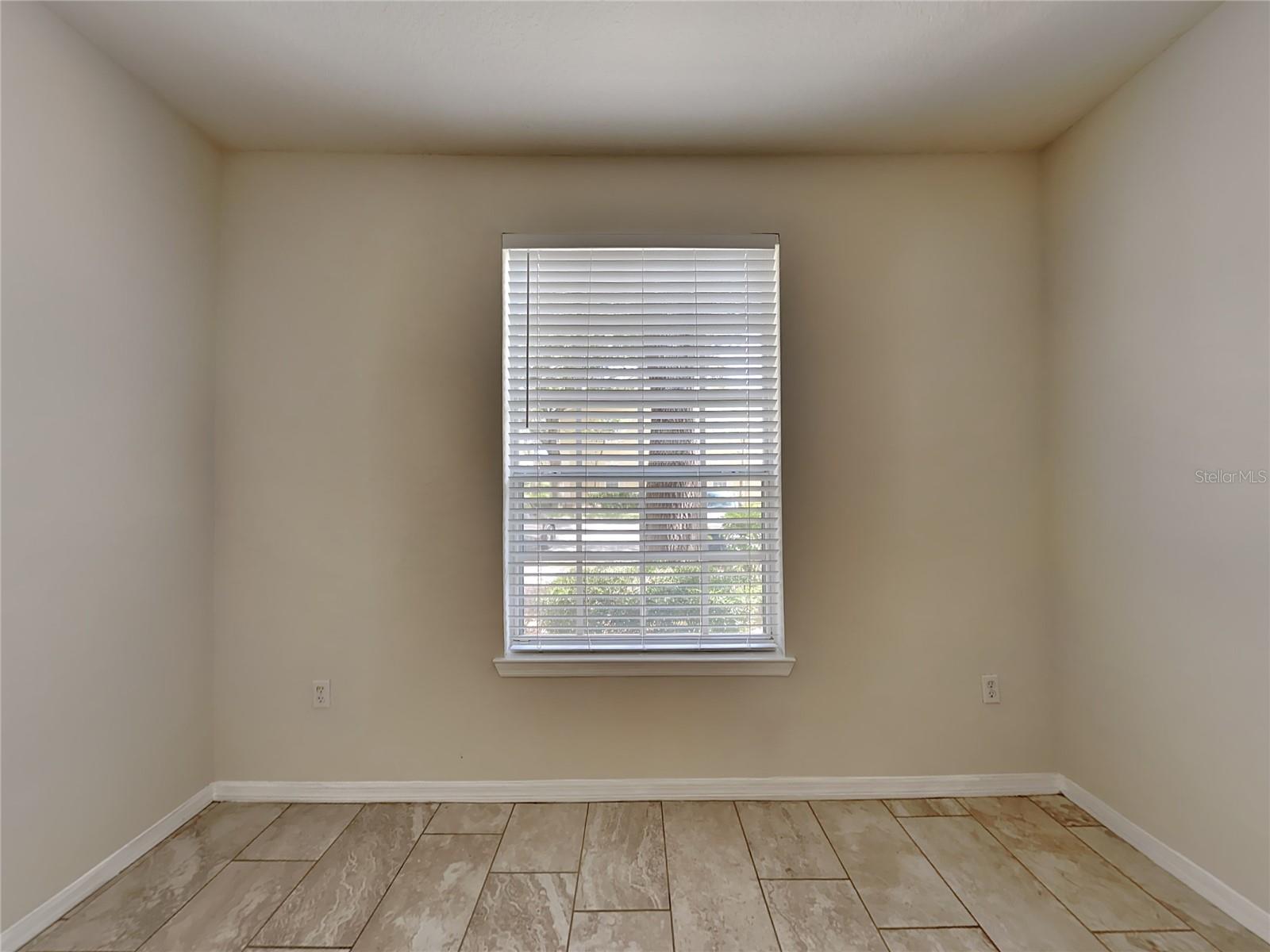 Image 7 of 13 For 832 Grand Regency Point 102