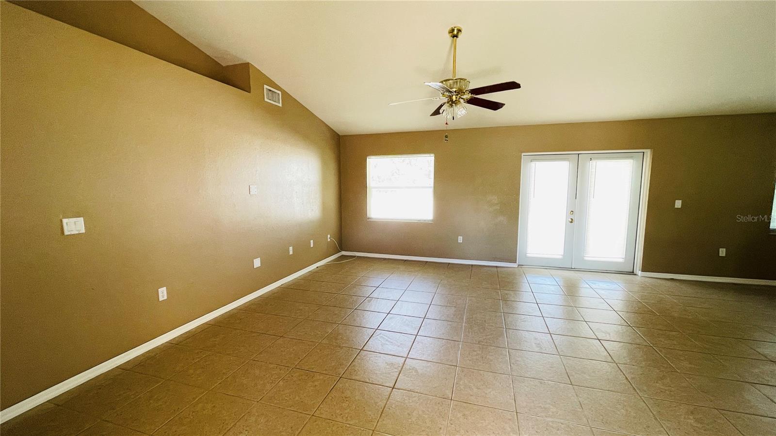 Image 3 of 31 For 620 Reflections Loop