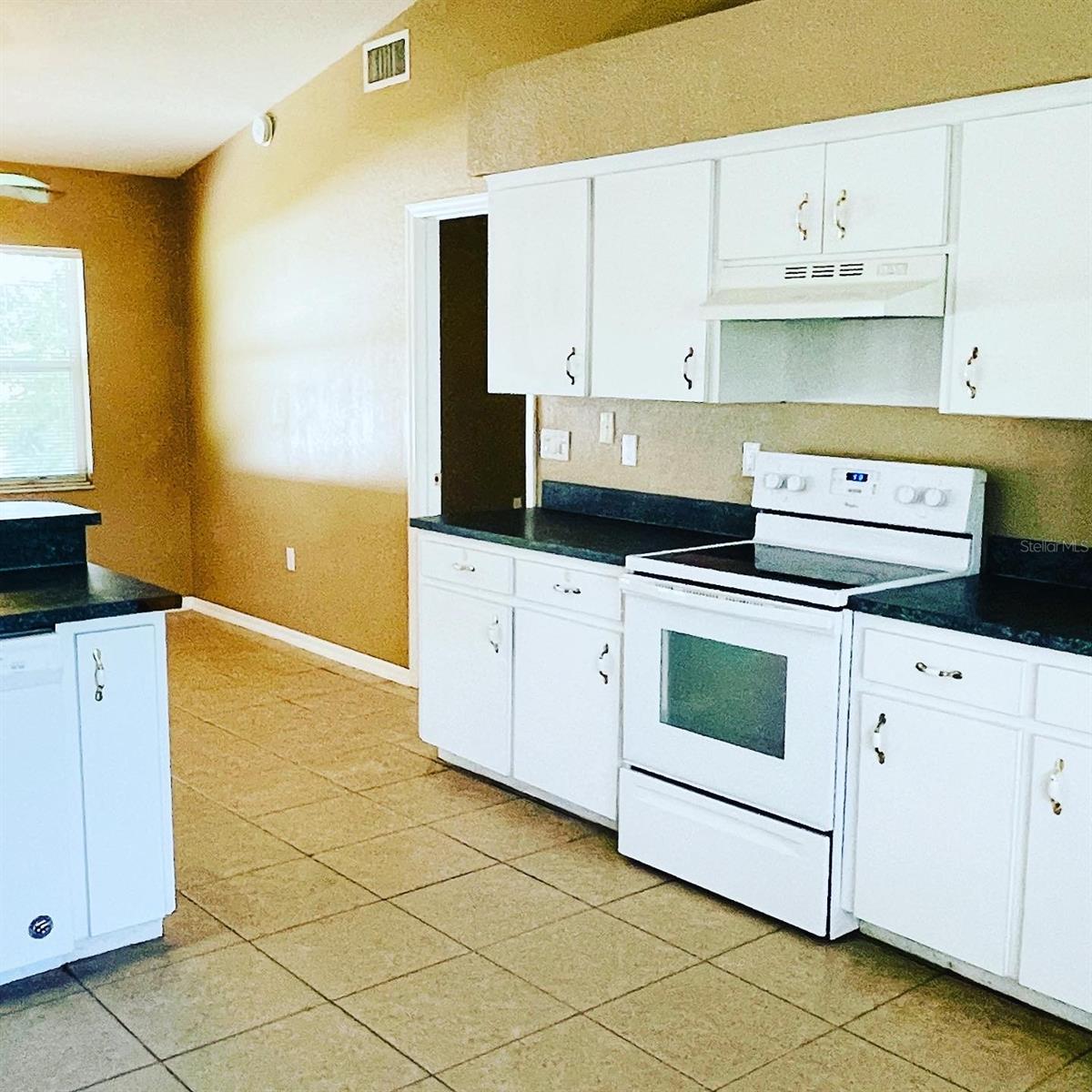 Image 8 of 31 For 620 Reflections Loop